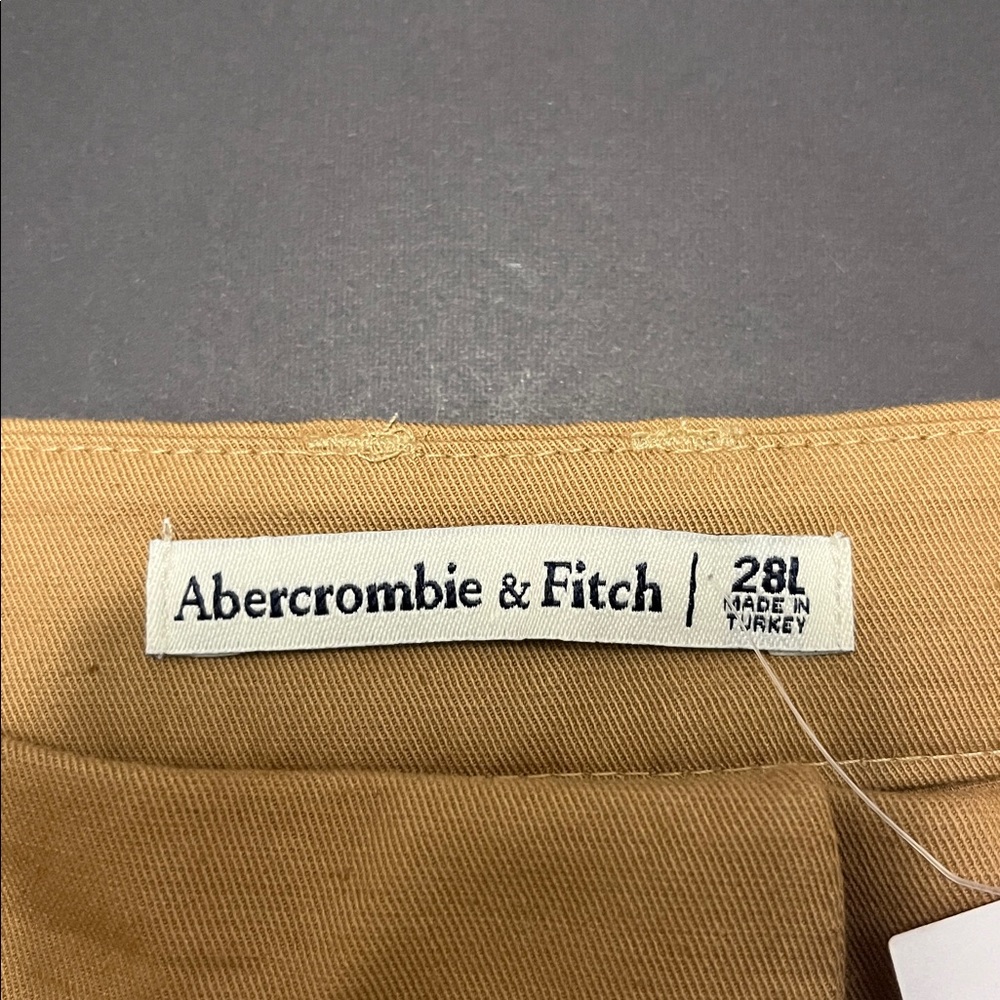 Abercrombie & Fitch Women's Relaxed Brown Pant - Size 28 Long - NWT - Picture 8 of 16